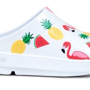 OoFos Ooclog Flamingo Fruit